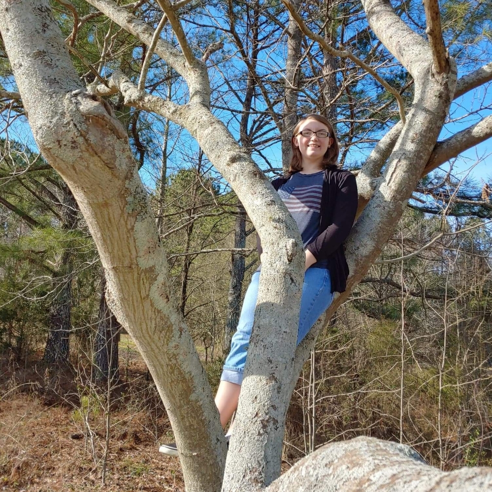 Meet your Posher, Emilee
